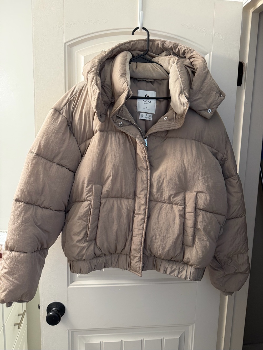 Abercrombie & Fitch The A&F Ultra Collection Hooded Puffer Jacket Tan XL